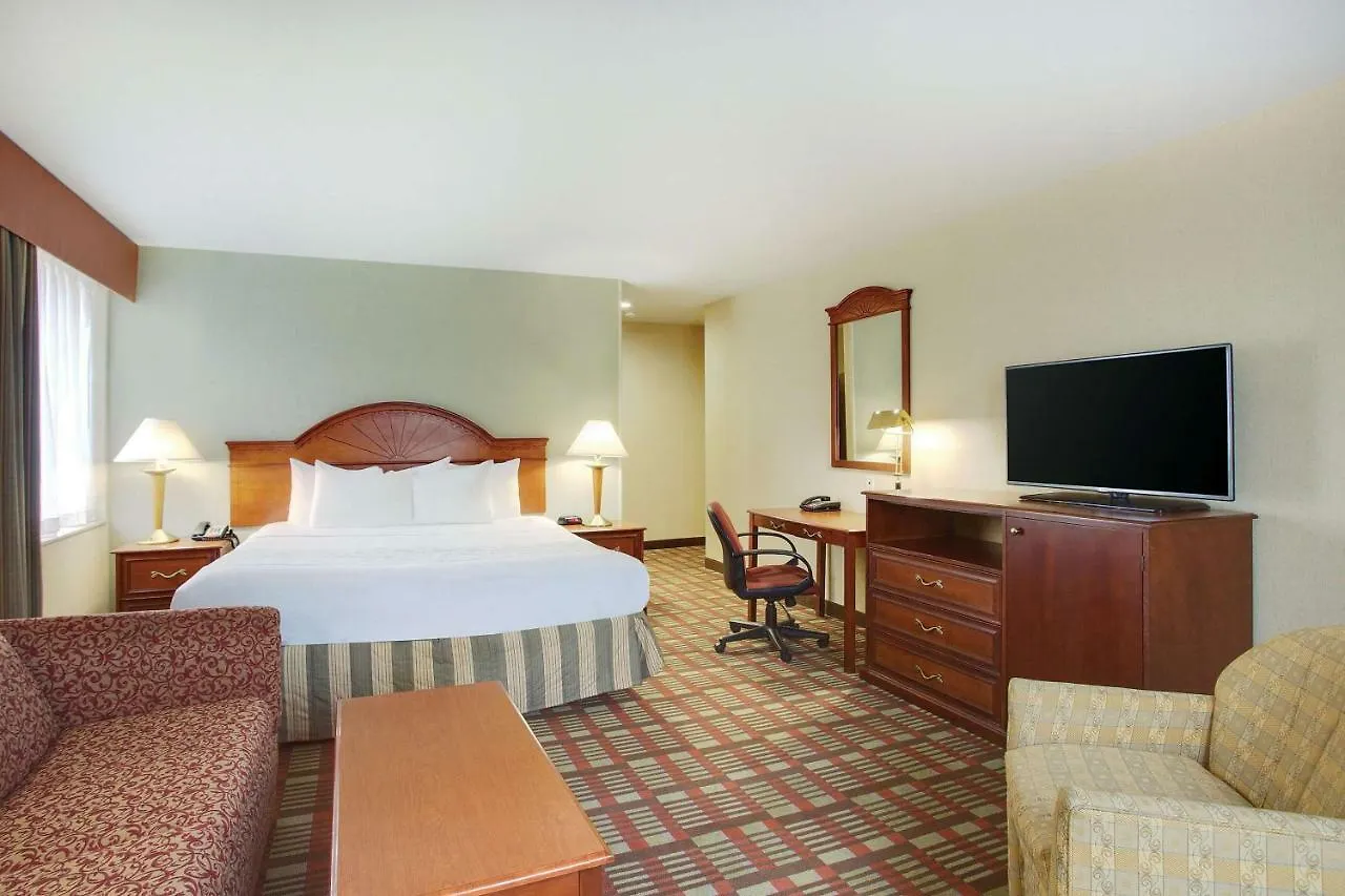 ניו יורק La Quinta Inn By Wyndham Queens 3*, ניו יורק