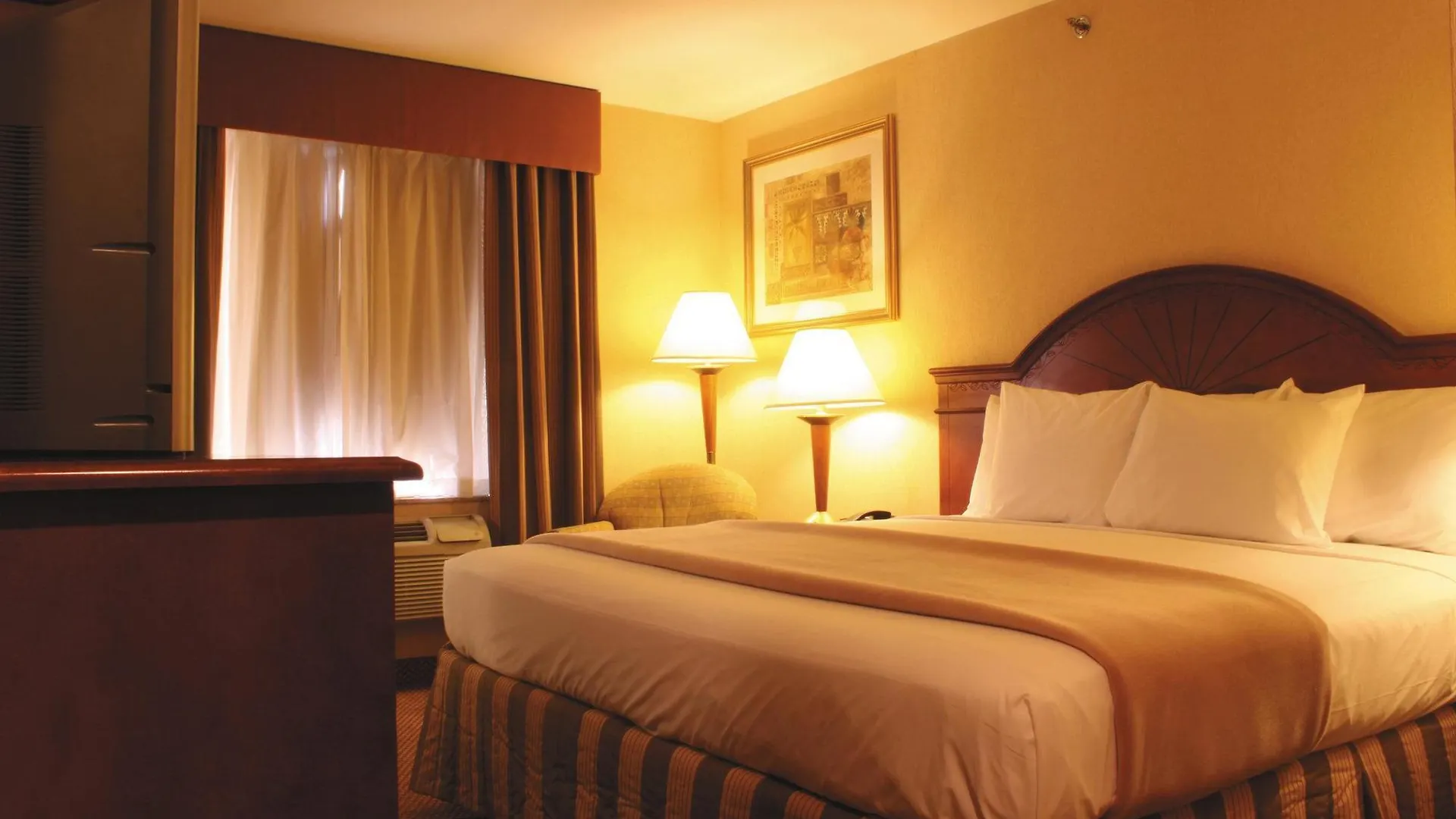 *** Hotel La Quinta Inn By Wyndham Queens New York États-Unis