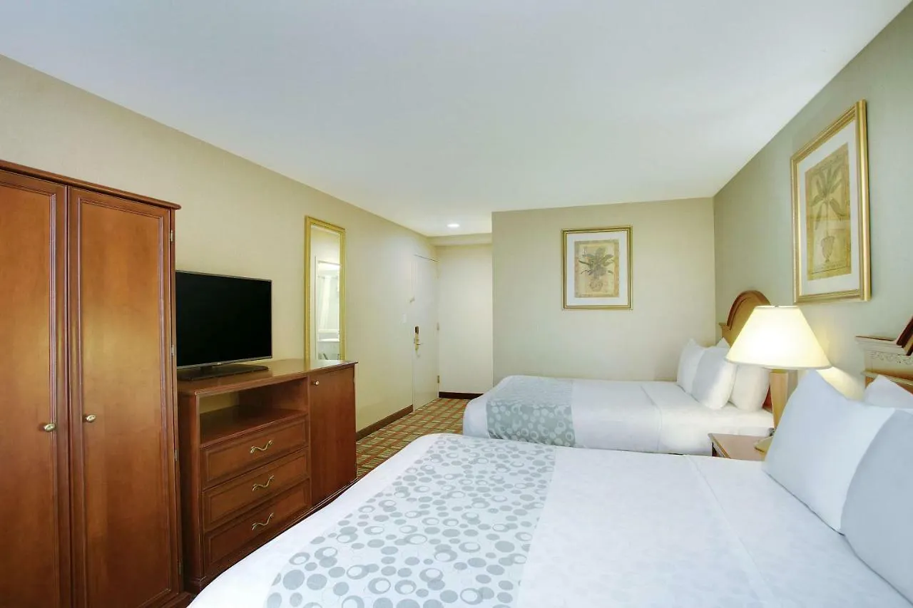 Hotel La Quinta Inn By Wyndham Queens New York